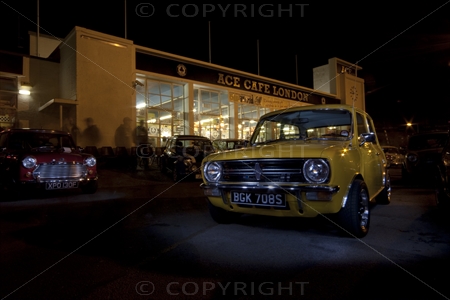 Mini at Ace Cafe 01